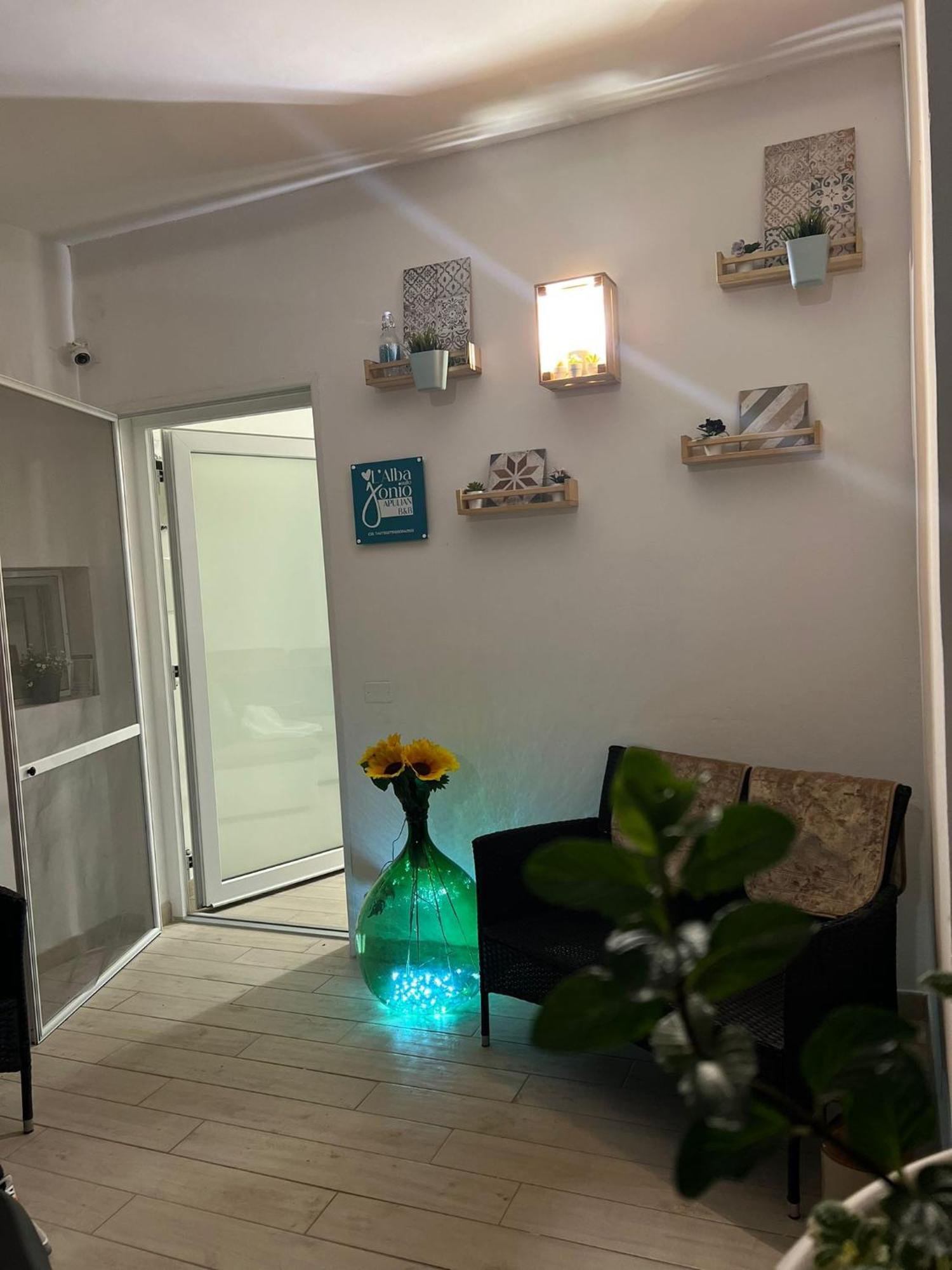 L'Alba Sullo Jonio Bed & Breakfast Taranto Exterior photo